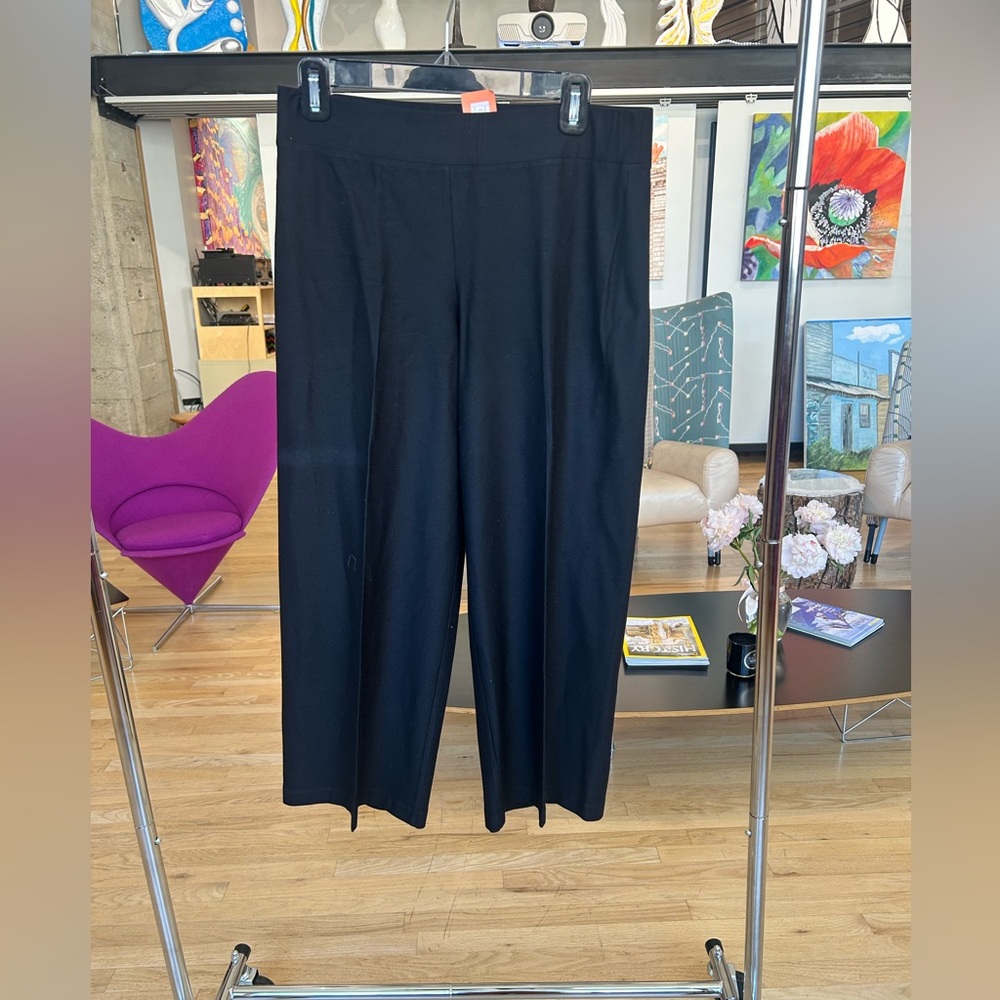 Black pants, very comfortable and suitable for work